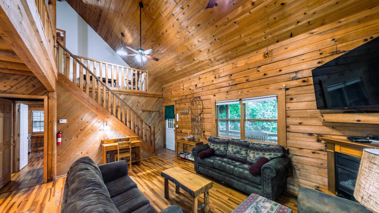 Log Cabin Motor Court Ашвил Екстериор снимка